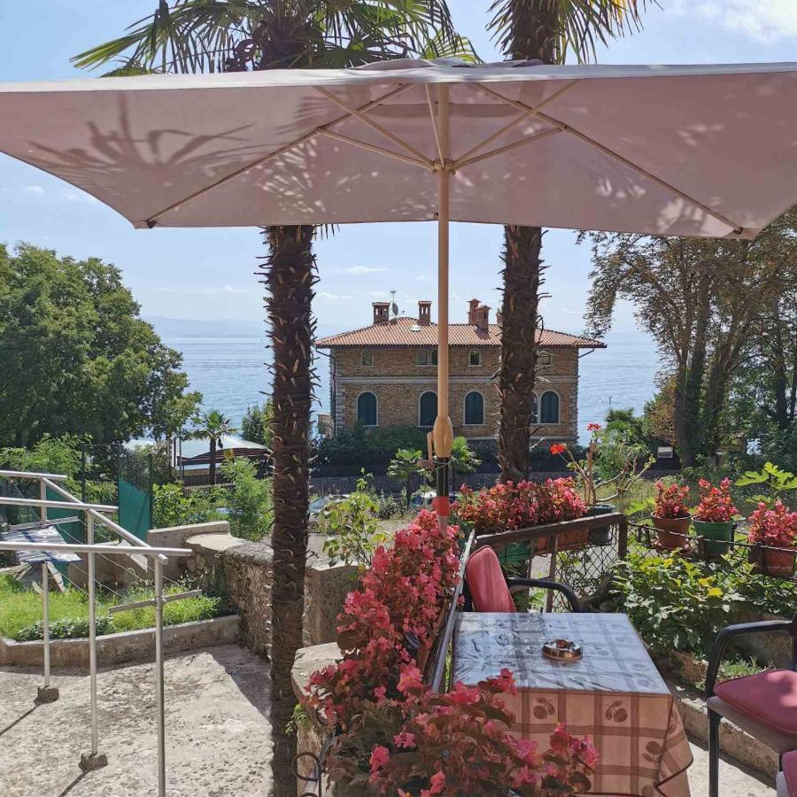 Villa Rose Apartment Lovran Eksteriør billede